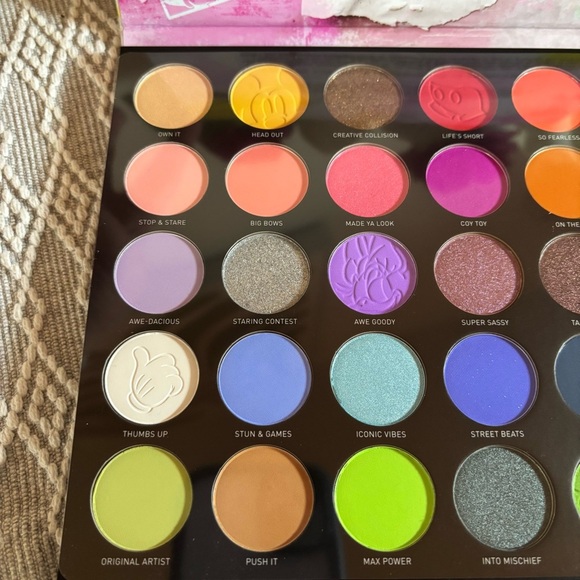 Morphe Mickey & Friends Artistry Palette New Opened Box. Limited edition. - Picture 7 of 9
